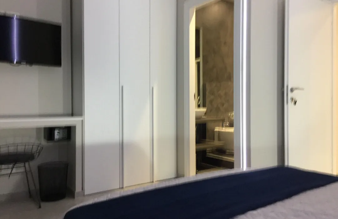 Turin Central Rooms-1